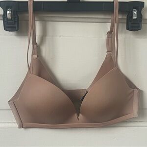 Victoria secret non-wired lightly padded bra, 32a, lightly worn